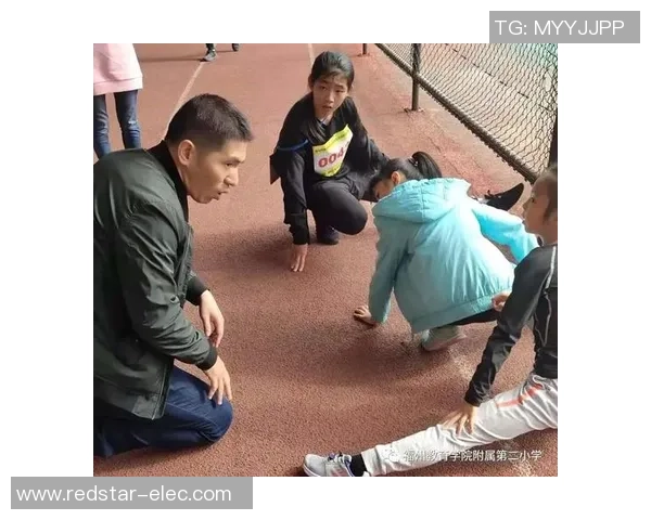 俄罗斯队在世界综合格斗锦标赛中夺得团体总分第一荣耀时刻